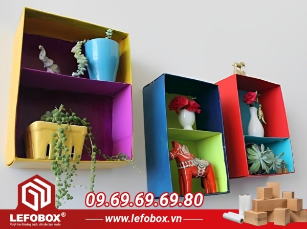 Hướng dẫn làm kệ sách treo tường từ bìa carton